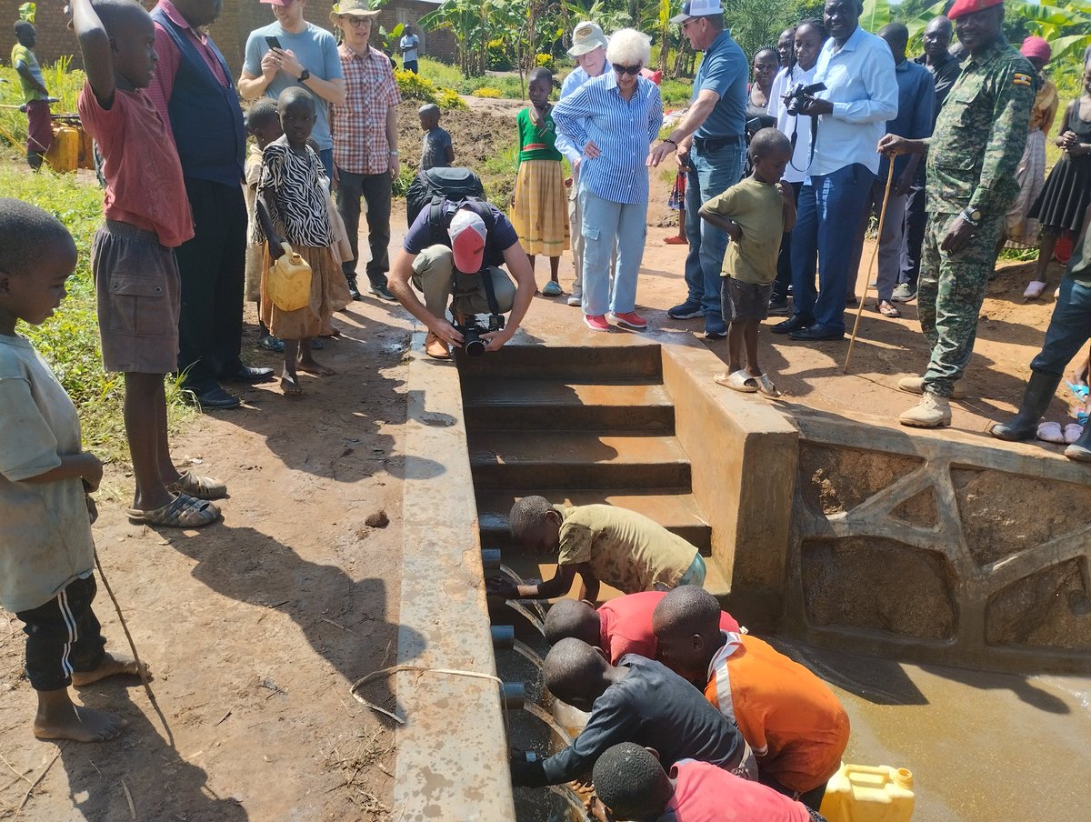 KiapiKFreddie76's tweet image. @min_waterUg as we celebrate #UWEWK24, #Kiapi family and other #LodoiChairityFund recipients esp. Karamoja &amp;amp; Lower Eastern Uganda continue to pray for Ms. Ramon Billhimer-Midland, Texas, US has rested in Kampala last month during her country visit. MHSRIP. @JanetMuseveni @uwasnet