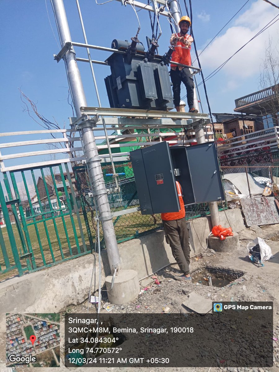kpdcloffice's tweet photo. #RDSSWorks
100 kVA DTR connecting with 11 kV at Bemina II F1 along with LT-AB cabling; &
LT-AB stringing at Boatman Colony F-01, Bemina & Shalteng F-5, S/D Zainakote, unde the premier Loss Reduction Scheme of GoI.
@diprjk @OfficeOfLGJandK @Raj576113 @mussarat_zia https://t.co/TLHvvurx7O