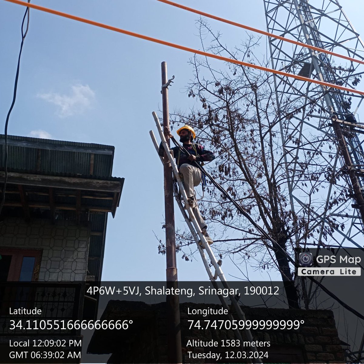 kpdcloffice's tweet photo. #RDSSWorks
100 kVA DTR connecting with 11 kV at Bemina II F1 along with LT-AB cabling; &
LT-AB stringing at Boatman Colony F-01, Bemina & Shalteng F-5, S/D Zainakote, unde the premier Loss Reduction Scheme of GoI.
@diprjk @OfficeOfLGJandK @Raj576113 @mussarat_zia https://t.co/TLHvvurx7O