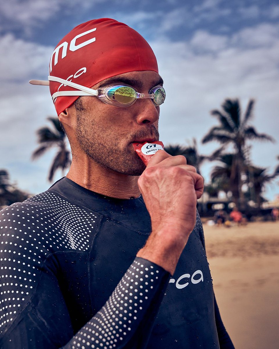Dive into your next training with our compact 6d Energy Gel! 🏊🚴🏃‍♂
Packed with 30g of carbohydrates for an optimal performance, and 200mg of sodium to replenish fluids. ⛽💦

📷 James Mitchell

#6dSportsNutrition #InspiredByAthletesDrivenByScience