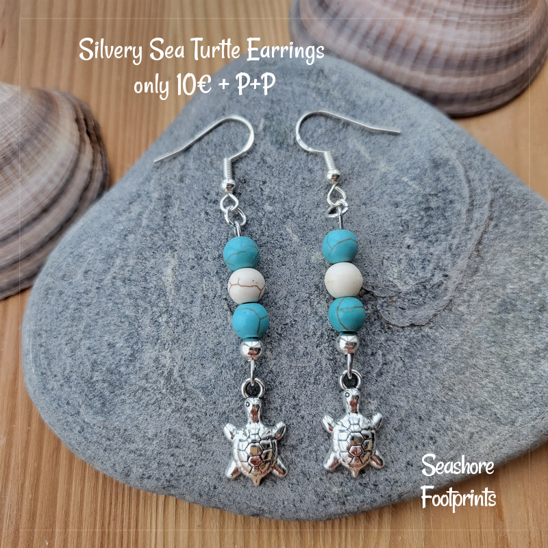 Katrinashells's tweet photo. Experience the beauty of handmade jewelry with our turquoise and white beaded earrings, completed with a charming sea turtle! 🐚 

#HandmadeEarrings  #Accessories #turtlecharm #turtleearrings #mhhsbd

https://t.co/WW8yLwFyVt https://t.co/QMQYhQlcQy