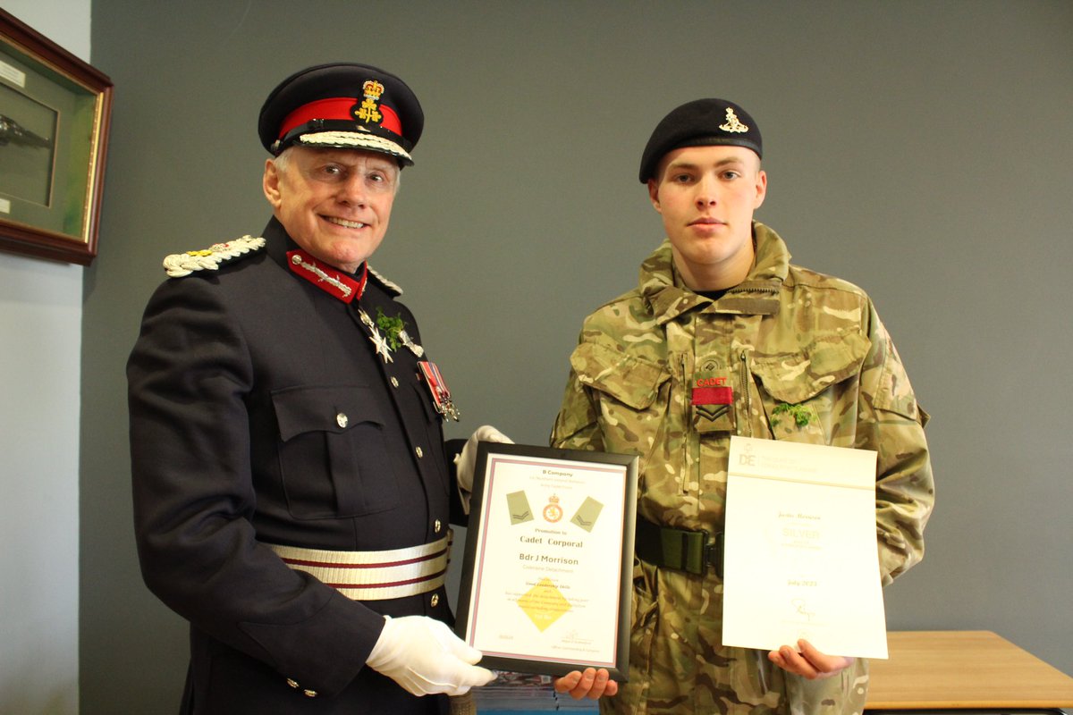 Congratulations to Cdt Corporal Morrison who was presented his Silver Duke of Edinburgh Award 🥈 from Coleraine Det Cadet presented by @lord_Lieut_cbld #cadets1ni #dofe @DofE_NI @RFCANI @Clint__Riley @1NIACFENGAGE @ALieutenancy @cf_hmindsni @DofE @ACFADofE