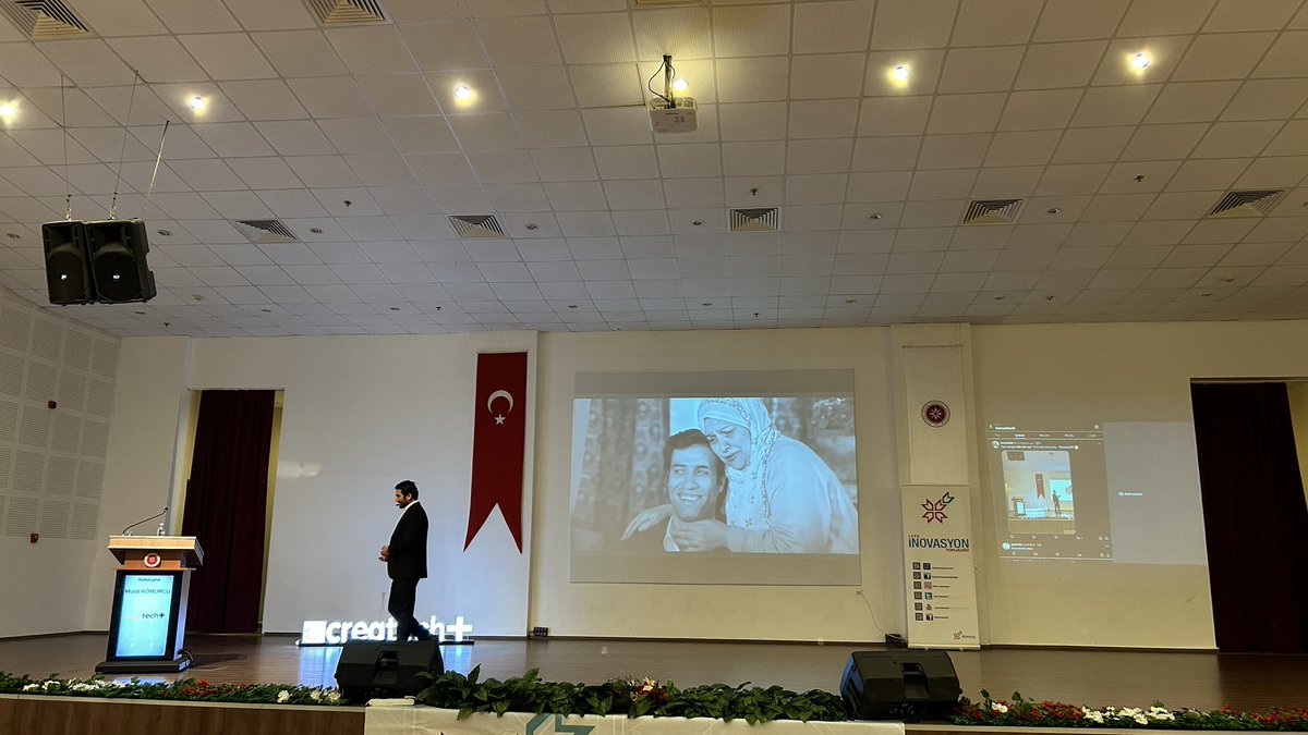 🔻@bynogame CEO’su Murat Kömürcü @iyte_inovasyon ve Createchiztech etkinliğinde konuşmasını yapıyor.

#createch