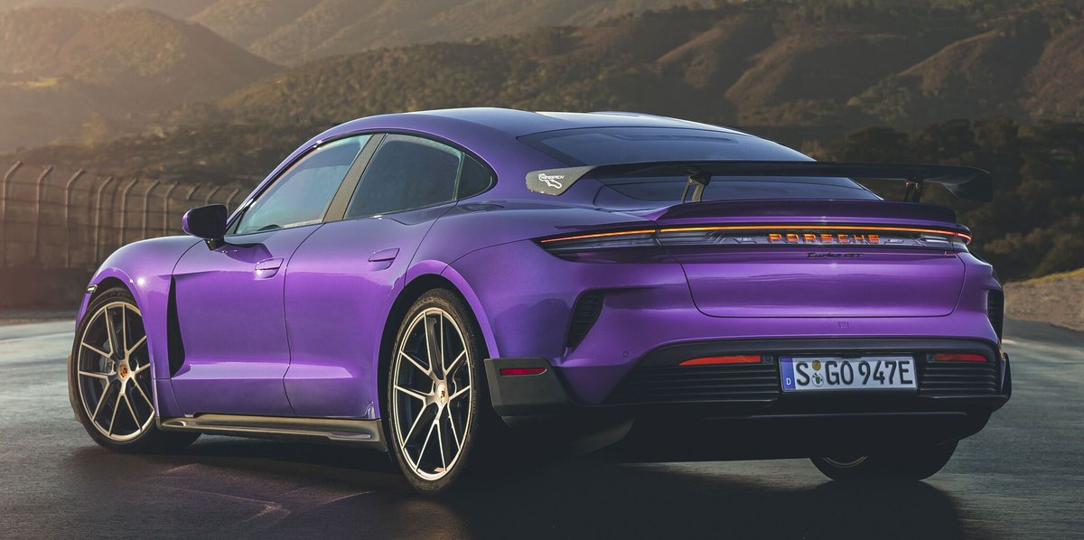 ポルシェ史上最強、1108馬力の『タイカン・ターボGT』登場
response.jp/article/2024/0…

#新型車 #ポルシェ #タイカン #電気自動車