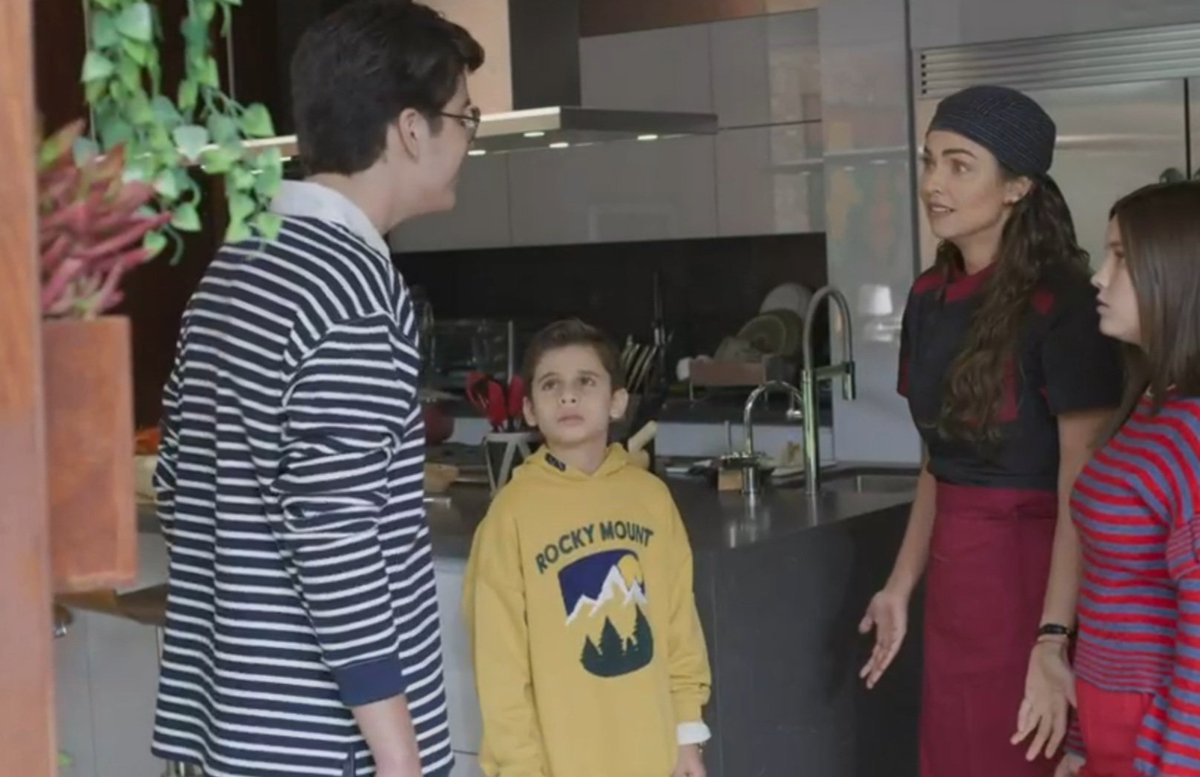 Bosco es insoportable y paz le dice, tu no sabes que es empezar desde abajo, bien echo paz  #ElAmorNoTieneReceta