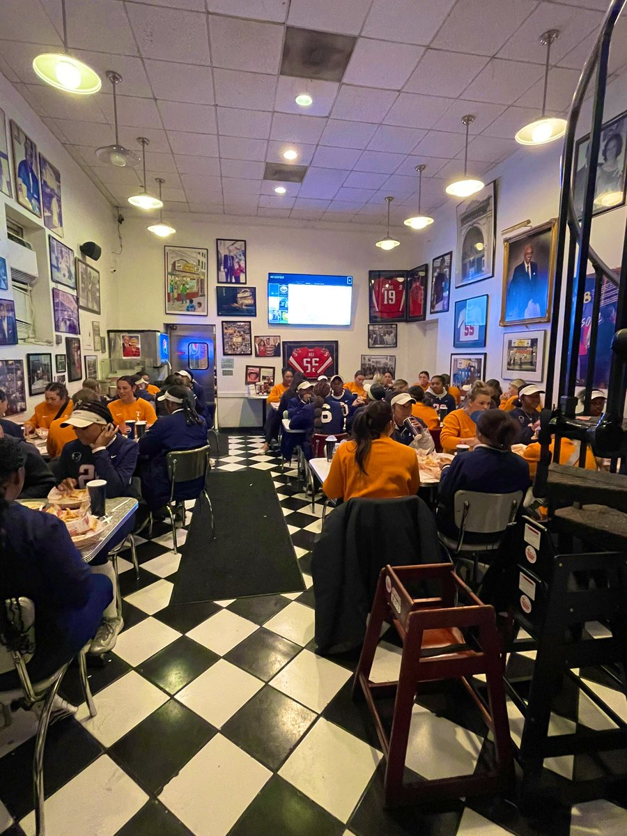 There's talkers and there's DOERS. Thank you <a href="/KarenWeekly/">Karen Weekly</a> for leading the way on an experience neither program will forget! Sharing my favorite black owned restaurant with <a href="/Vol_Softball/">Tennessee Softball</a> can't wait to keep sharing our city &amp; <a href="/HUBisonSoftball/">Howard Bison Softball</a> culture!