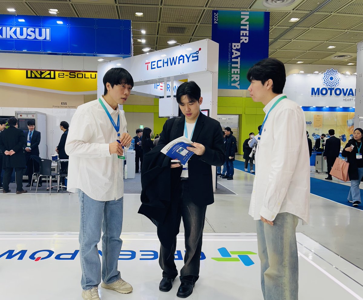 GREENPOWER1998's tweet photo. Journalists from many media outlets such as News Journalism, Smart FN were interested in Green Power that participated in InterBattery 2024. See you next year. Green Power!
#greenpower #bts #interbattery2024 #coex #kbattery #evwirelesscharger #cycler #formation #battery https://t.co/Ae21FNP7CU