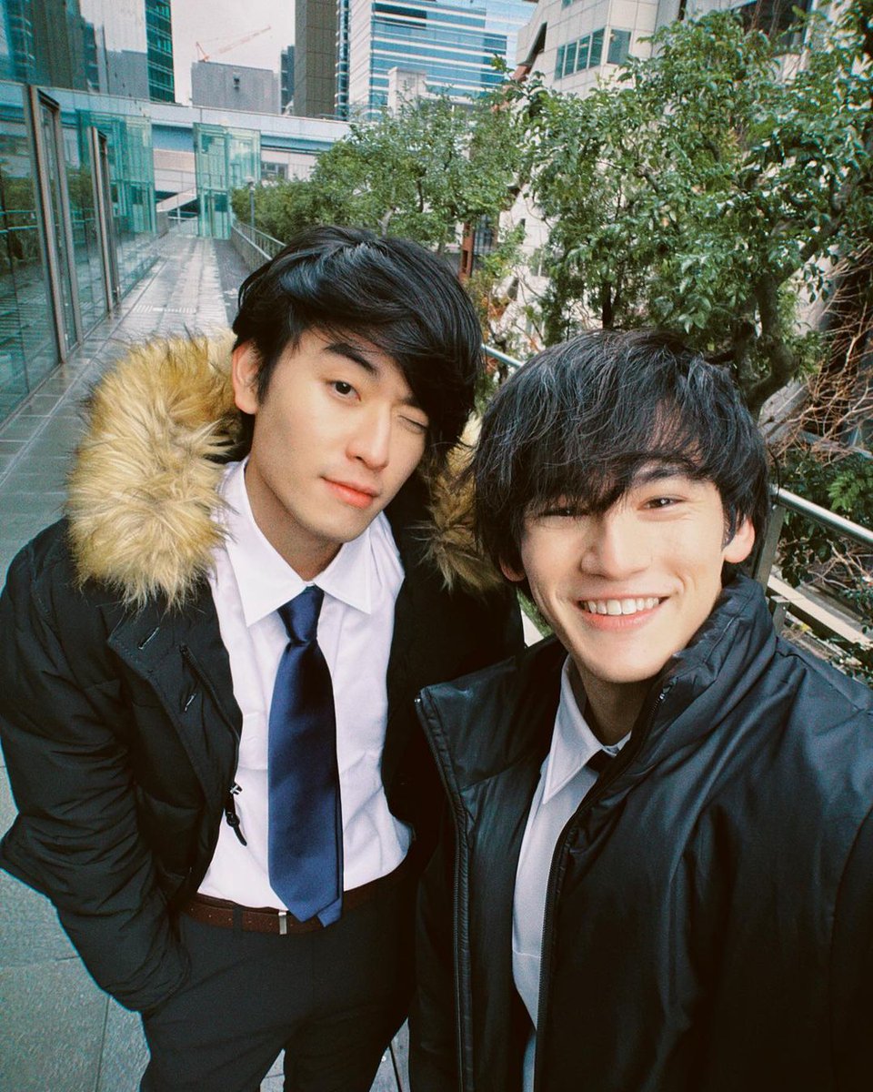 PerthNakhunBO's tweet photo. Actualización 📸 Perth  Instagram 
¦¦11.03.2024¦¦

"Reunidos en Tokyo 🗼" 

🕹️Link:
https://t.co/ZM4LK0c8uq

#Perthnakhun #パース・ナクン #Pandelions #ぱすぽぽ https://t.co/TtdX5SRbpd