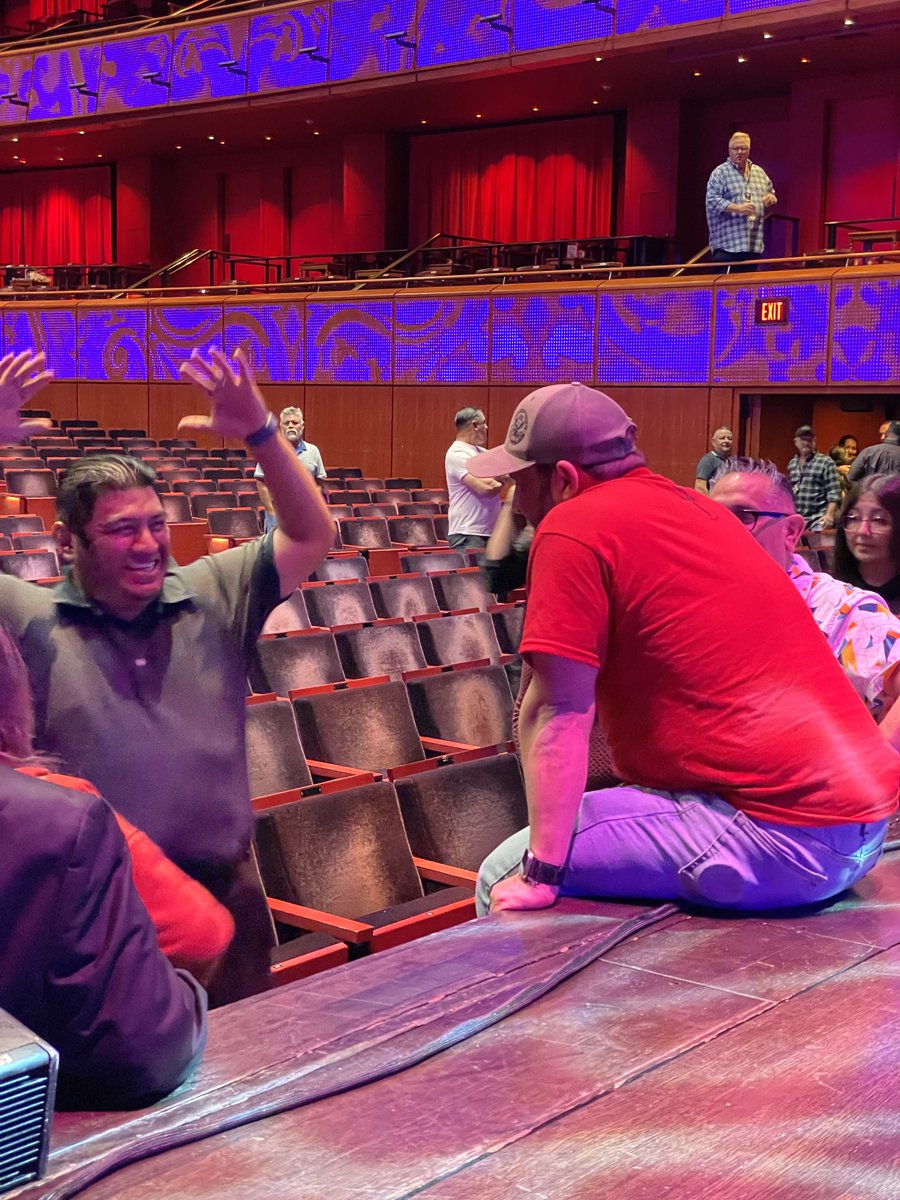 MrSteveTrevino's tweet image. “I’m on Netflix!” 
Stay tuned through the credits of my latest comedy special “Simple Man” on @netflixisajoke for a special tribute for other Simple Men.

#SteveTrevinoSimpleMan #SimpleMan #Comedy #StandupComedy #SteveAndCaptainEvil #Netflix #NetflixisaJoke