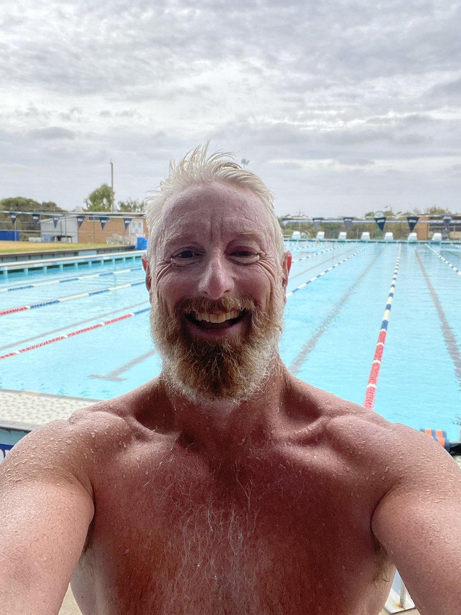 Bundogs's tweet photo. Lunch laps - overcast so nobody about - WINNING!!!!! #getinandgetwet #outsidelaps #trainingcontinues https://t.co/mQegw1UIOU