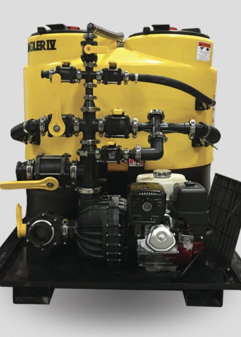sprayertrailer's tweet photo. @BantrySeedman Purchasing a chem handler 4 it comes similar to this, rinse nozzle will spray whatever is going through the pump at that moment. We run a small 12v pump with fresh water just for nozzle and have it tee in. Like to keep original plumbing to help with clean out between products. https://t.co/AAjcvALHsM