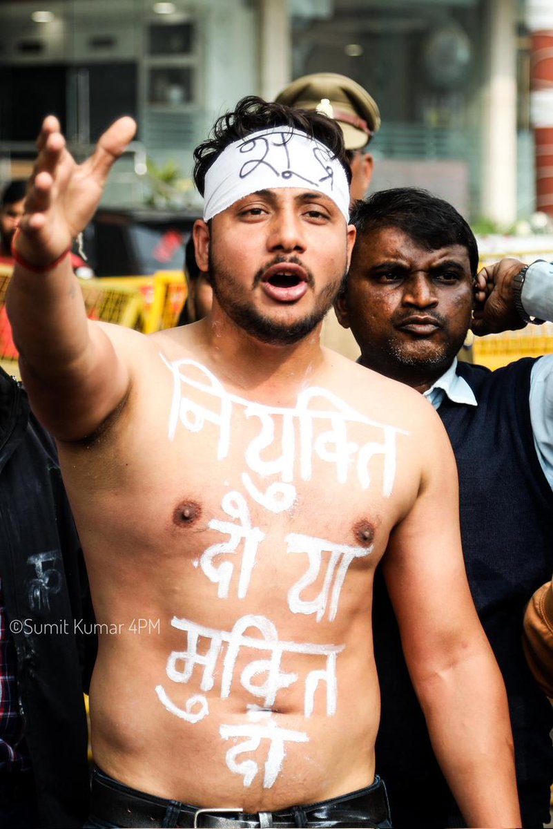 ashishkmyadav1's tweet image. #6800_की_नियुक्ति_कब_तक
#69000_शिक्षक_भर्ती_आरक्षण_घोटाला
#दलित_पिछड़ों_के_नेता_शर्मकरो
#दलित_पिछड़ों_के_नेता_शर्मकरो
#दलित_पिछड़ों_के_नेता_शर्मकरो
@narendramodi
@myogiadityanath 
@AnupriyaSPatel @kpmaurya1