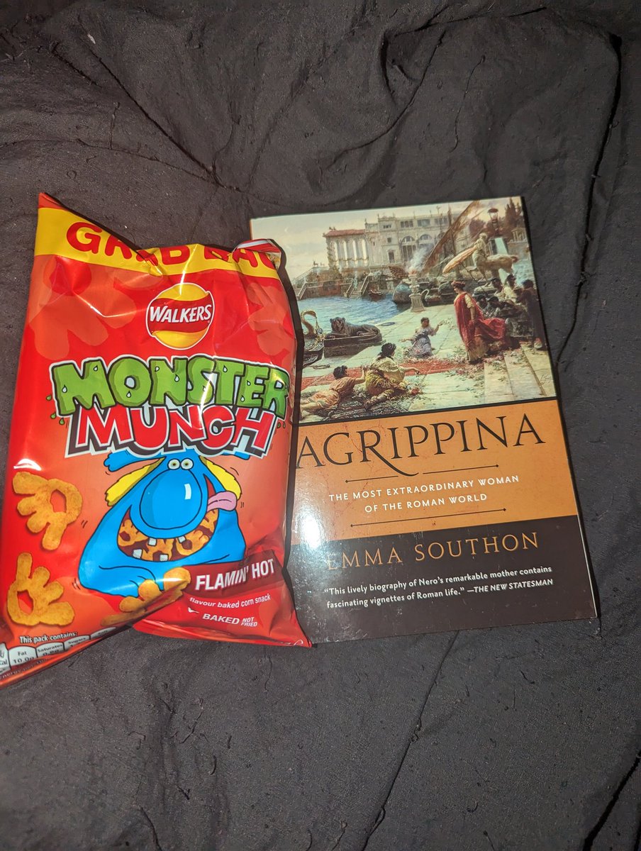 Princess__Fiona's tweet image. Day 71 of #100DaysOfHappy 

Spent some time after work starting this month's book for the Weird Little Bookclub and munching on Monster Munch! 

#Gratitude #Thankful #MeTime #Reading #BookClub #UKSnacks