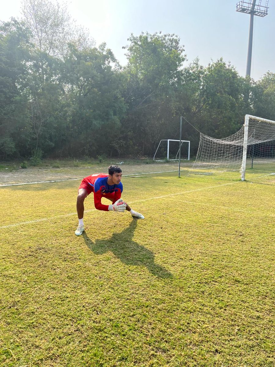 AiplFc's tweet photo. Pre-game warm ups at JLN Stadium. 

#AIPLFC https://t.co/rWGoUDXBua