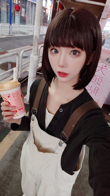 Twitterのコスプレ画像16