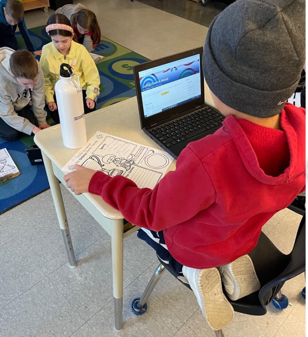 lees3111's tweet photo. Flashback to last week where we visited the Tbay  Ontario Winter Games. The students in grade 4/5 reviewed some hockey vocabulary and researched information about the event including the history behind the games, the various sports played, and information on Pachi@LakeheadSchools https://t.co/aUtsqEItQO
