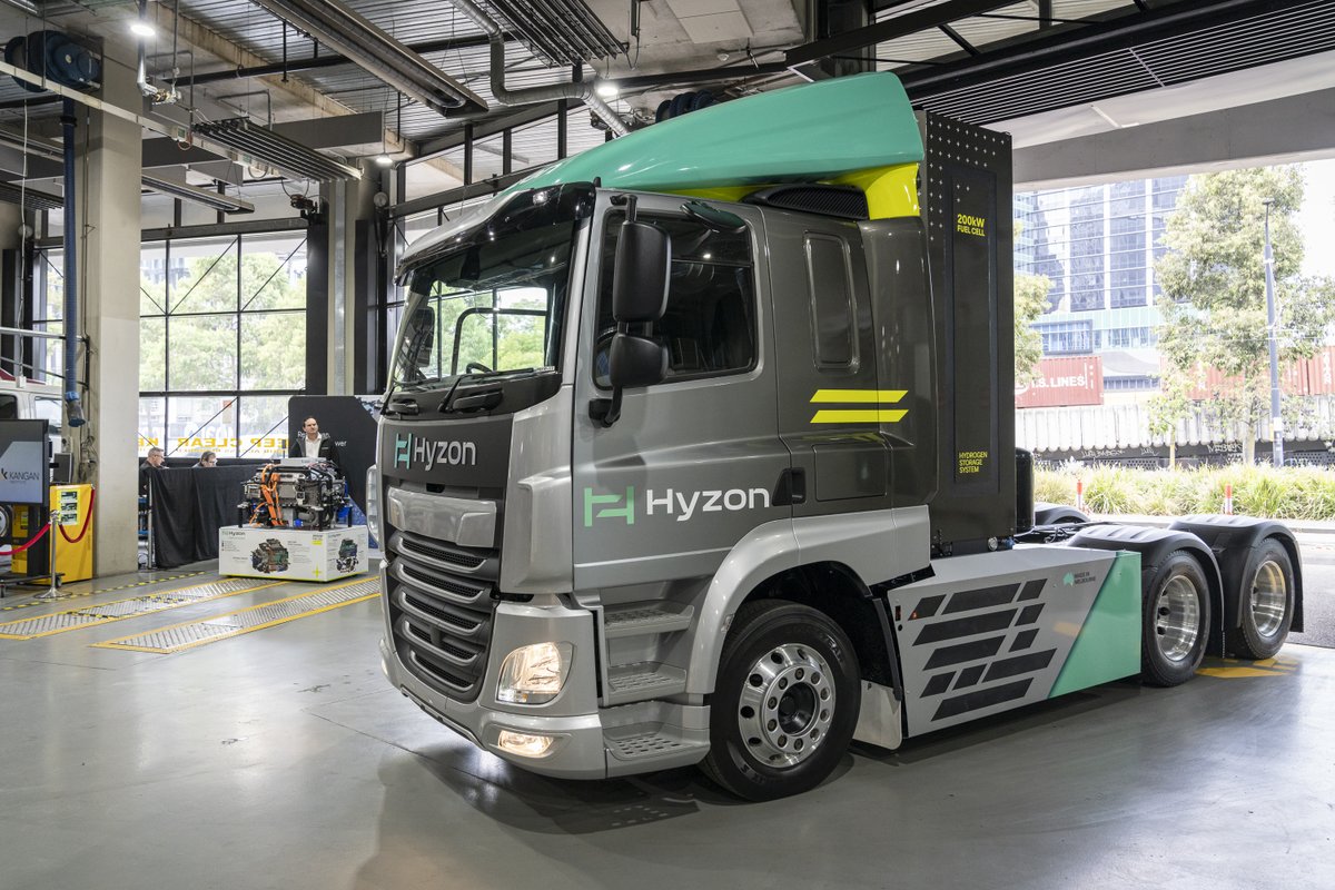 🚛 Hyzon's single stack 200kW fuel cell system has been launched in a Prime Mover in Australia! 🇦🇺🌏 A giant leap for the #ZeroEmissionsFuture with our advanced fuel cell tech. 

Dive into the full announcement here: bit.ly/3Te4ow7