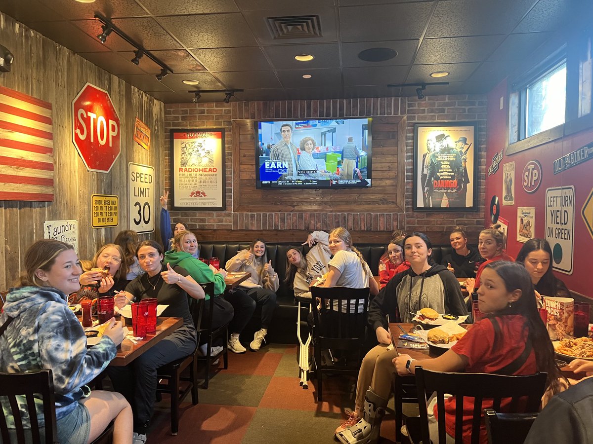 SWCC Softball having dinner at RibCrib BBQ in Pittsburgh, Kansas. Play at Allen Community College tomorrow! Go Spartans!