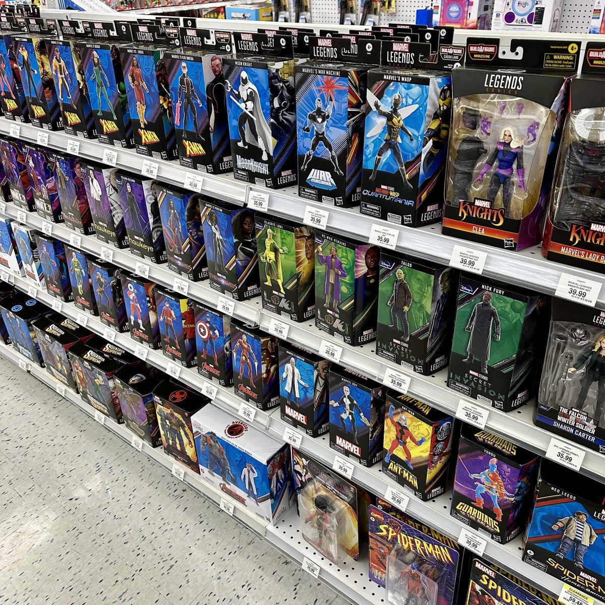 T3XACAN0's tweet image. I re-merchandised the (ACTION FIGURES &amp;amp; COLLECTORS) aisle ✅👍🏽🎬📺
📸: TAKEN: DECEMBER 22, 2023
📌: POST: MARCH 11, 2024
#toysruscanada #sherway #hasbro #hasbropulse #collectibles #gijoe #gijoeclassifiedseries #classifiedseries #indianajones #indianajonesadventureseries
