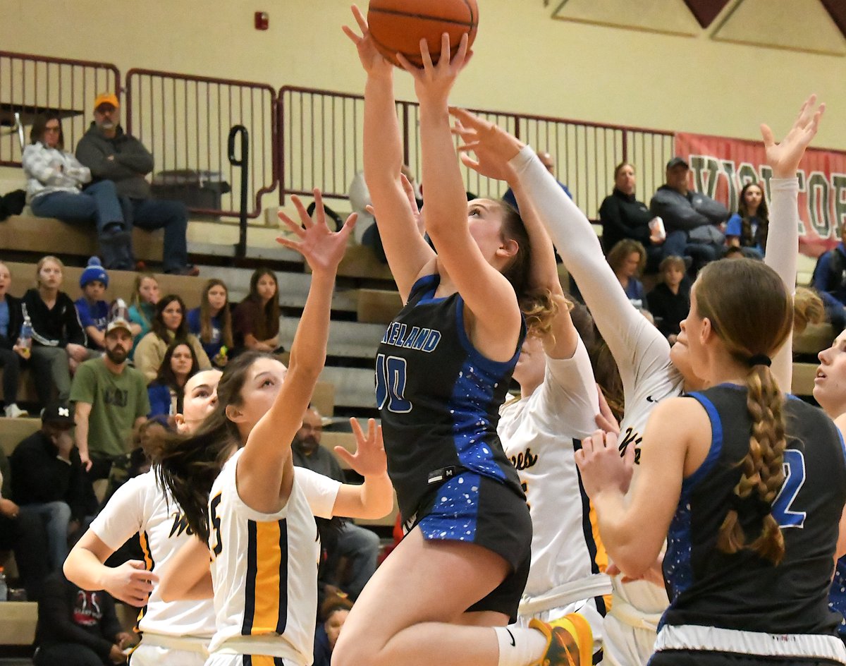 GIRLS BASKETBALL: Photo gallery from the Division 1 regional semifinal between <a href="/ClarkstonGBB/">ClarkstonGBB</a> and <a href="/LakelandGBBall/">LHS Girls Basketball</a> &gt;&gt; bit.ly/3PjwjJQ

<a href="/CTownAthletic/">Clarkston Athletics</a> <a href="/LearnAtCCS/">Clarkston Schools</a> <a href="/JeffKosin/">Jeff Kosin</a> <a href="/LHSeagle4sports/">Lakeland Athletics</a> <a href="/LakelandLHS/">Lakeland High School (LHS)</a> <a href="/HuronValleyNews/">Huron Valley Schools</a>