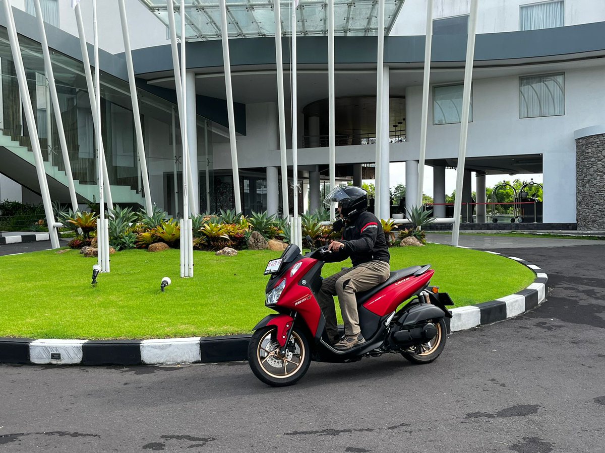 Menjajal Yamaha Lexi LX155 VVA Jelang Hari Nyepi dlvr.it/T3xZ55