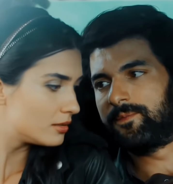 SonsuzSevgi
#KPAForever
#BellaSignorinaVeKomiser
#EnginAkyürek 
#TubaBüyüküstün