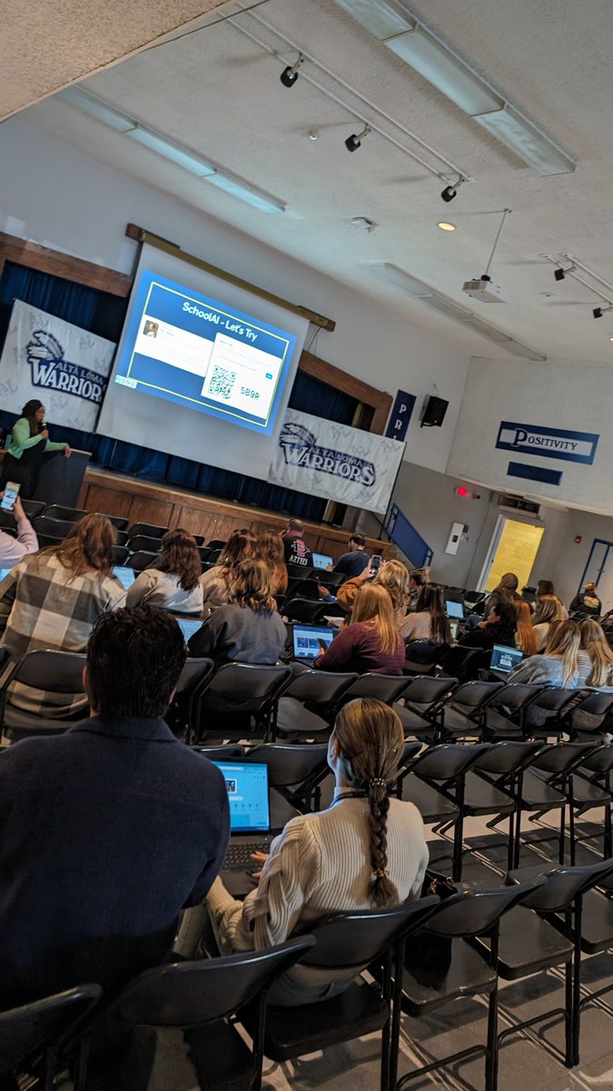 SBCSS_EdTech's tweet photo. Professional Learning day @AltaLomaSchools ! Thank you @cpierceinedu for the invitation to share with your educators the #MagicofAI ❤️ https://t.co/uEefh4PZjl