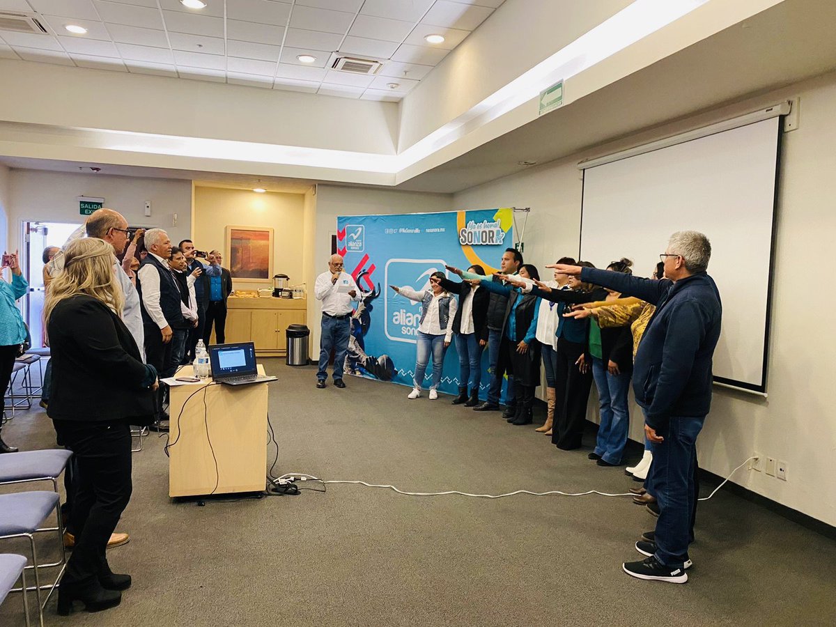 NASonoraMx's tweet photo. Esta tarde, nos congratulamos por la designación de los nuevos integrantes de los comités municipales. Fue un proceso interno democrático y de calidad, el cual contribuye a una mejor organización ante cada proceso.  

#NASonora #ComitésMunicipales #TomaDeProtesta https://t.co/EiSsolOX40