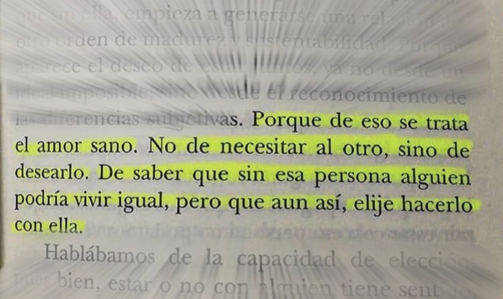 ¿De que trata el amor sano?
Rolón te lo explica aquí ❤️‍🩹
“Porque de eso se trata el amor sano. No de necesitar al otro, sino de desearlo. De saber que sin esa persona alguien podría vivir igual...”
Autor: Gabriel Rolón 
Libro: Encuentros (el lado b del amor)
#cementeriodelibros