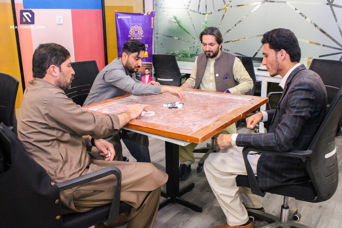 realtorspk_com's tweet photo. The Realtors Peshawar office recently organized a series of leisure activities for its employees, aiming to foster team spirit and relaxation among staff members.
#realtorspk #FunActivity #officelife #workwithfun #Peshawar #office #enjoyablemoments https://t.co/N7oz74xhAH