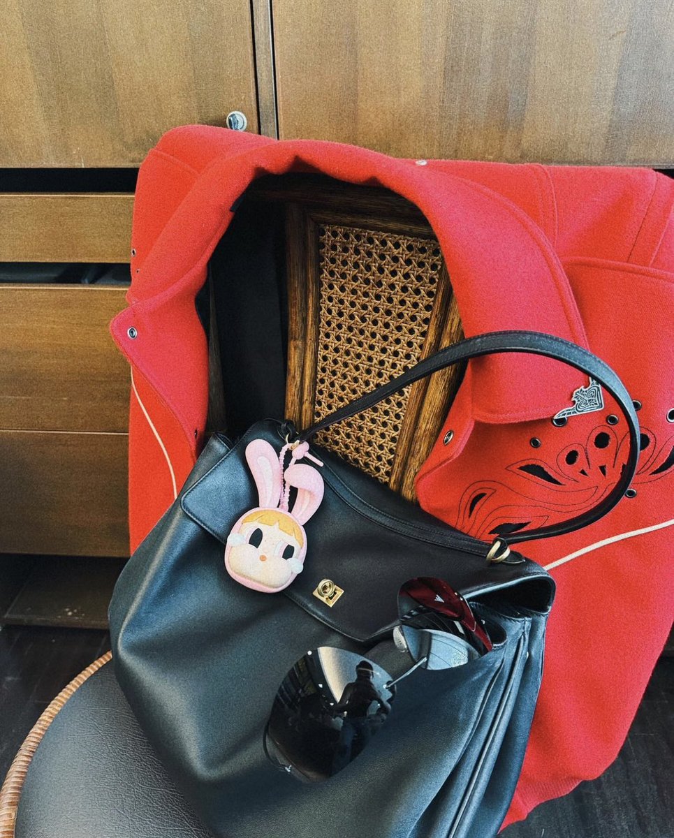 aimaimaim_'s tweet photo. ขายกระจก powderpuff girl X crybaby ค่า
ราคา 930 บาทรวมส่ง ได้รับของวันที่ 23 มีนาคมค่ะ นัดรับงาน maybelline ได้ค่ะ https://t.co/28JhYDku1r
