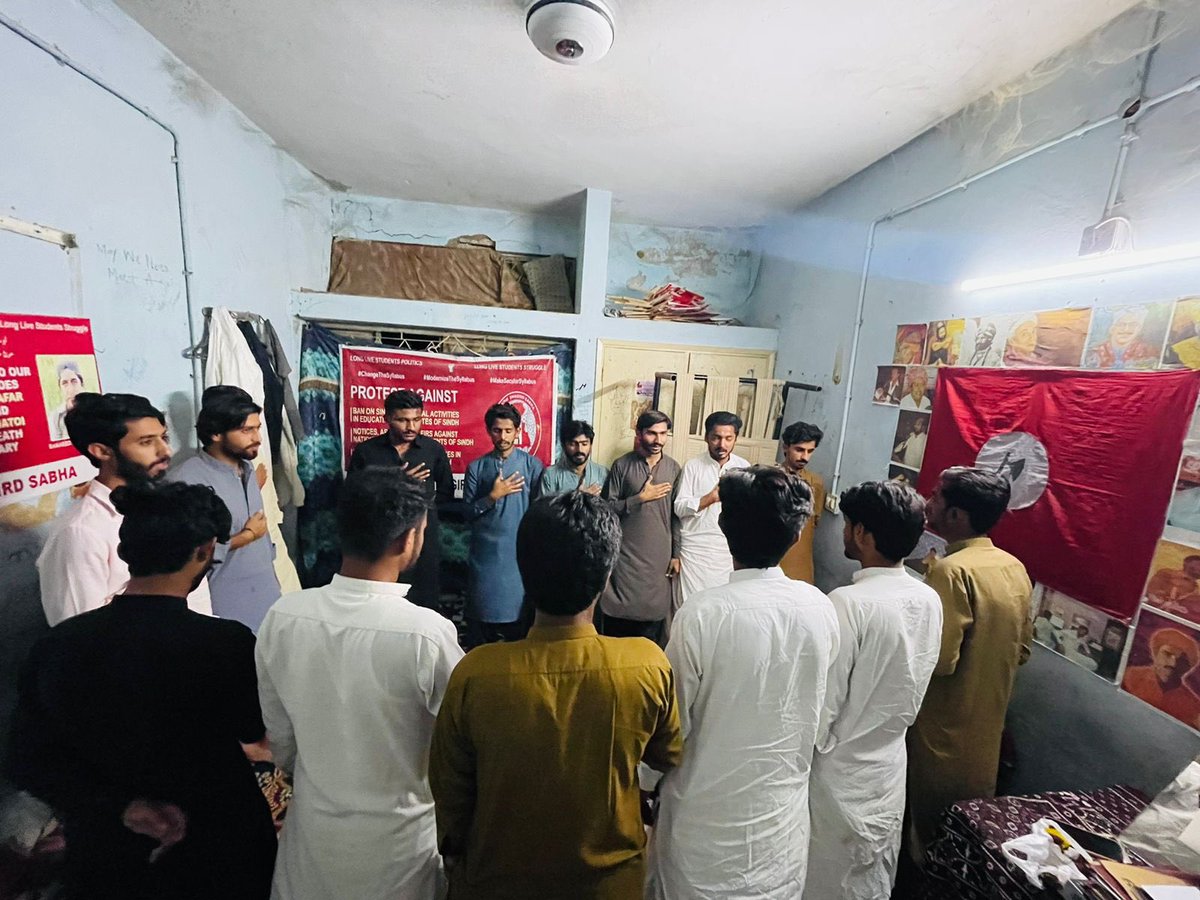 سندھ یونیورسٹی کہ طالب علم جساف جسمم کہ وائیس چیئرمیں شہید افضل پنھور جس کو ریاستی اداروں کی جانب سے شہید کیا گیا تھا اسکی سالگرہ کہ موقع پر سندھ یونیورسٹی میں سندھ شاگرد سبھا کی جانب پروگرام کیا گیا.

سندھ شاگرد سبھا(سندھ یونیورسٹی)