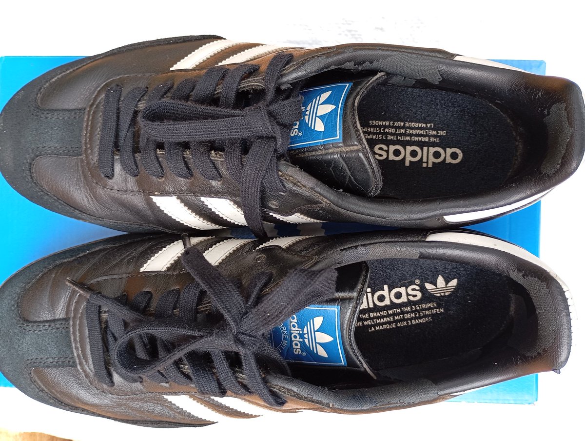 BimaLeonardus's tweet photo. @UGDforPSS1976 #UGDforPSS
Adidas Samba OG original 
Kondisi : Second
Size 8/42
Harga 650k https://t.co/3z6hd7jiAY