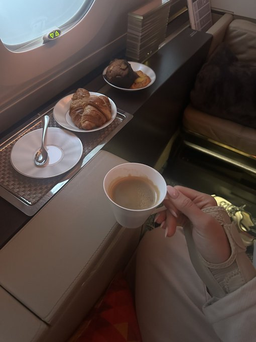 Gm https://t.co/o9OZSReXHE