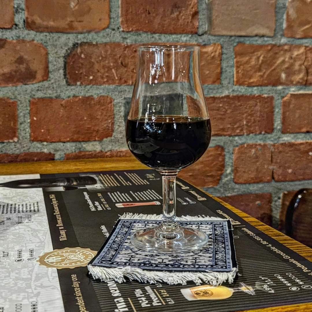 brunnenbraeu's tweet photo. Browar PG4 – Danziger Jopenbier (*****) 10,1%

#beeronthecarpet #keinbierfürnazis

#browarpg4 #pg4 #danzigerjopenbier #jopenbier https://t.co/ndkESl5qo5