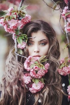 RoopaTomar's tweet photo. @Brijend73313165 @shrutiAgar48531 @kirandrr @Mansi94893004 @Mahi__00007 @Sweetu_Sarika @AlkaNay58907109 @chitragana https://t.co/v0DjHTLIzL