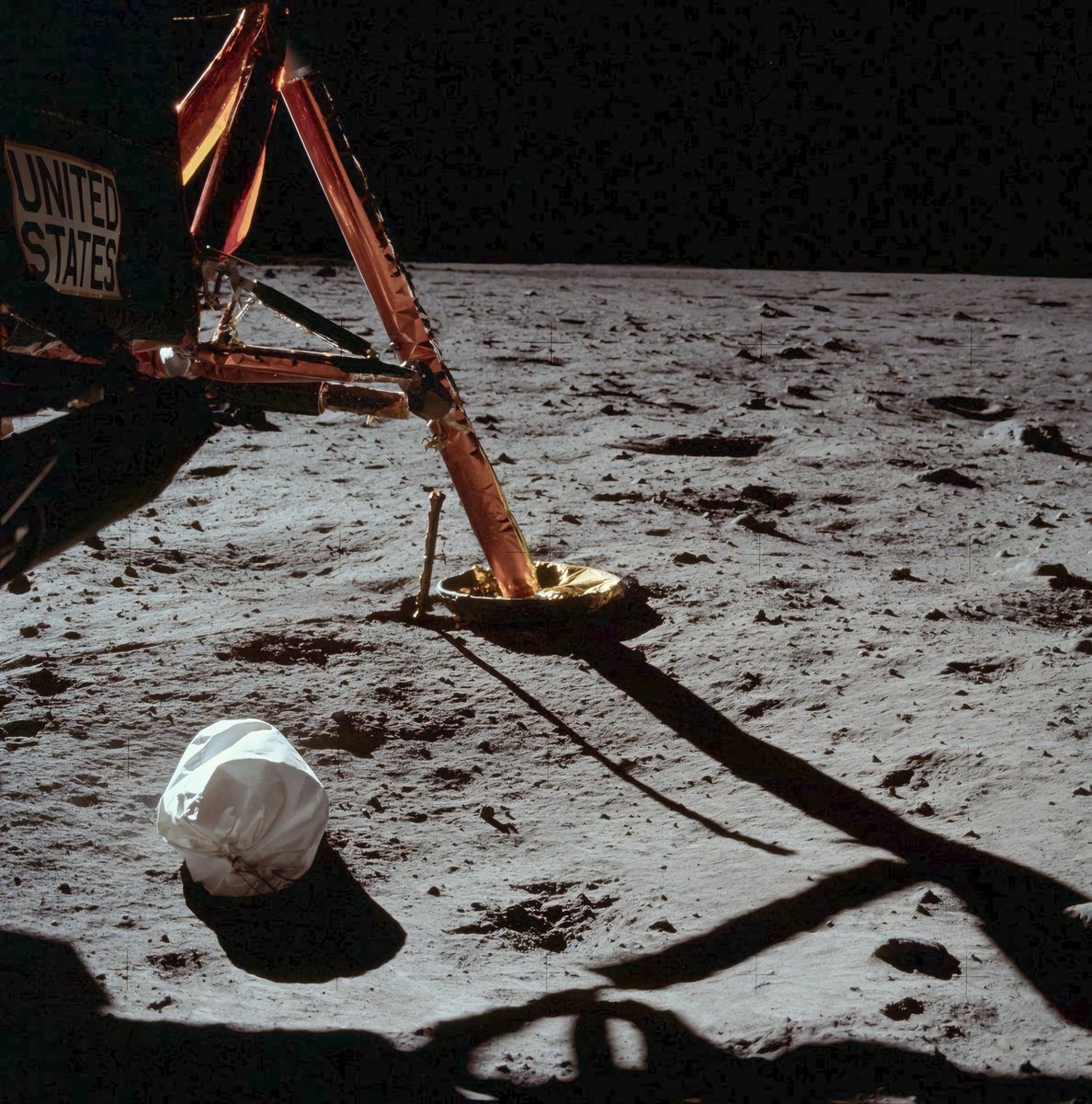 Armstrong's first photo after setting foot on the Moon (with rubbish) #Apollo11 #MOONLanding July 20, 1969 contactlight.de