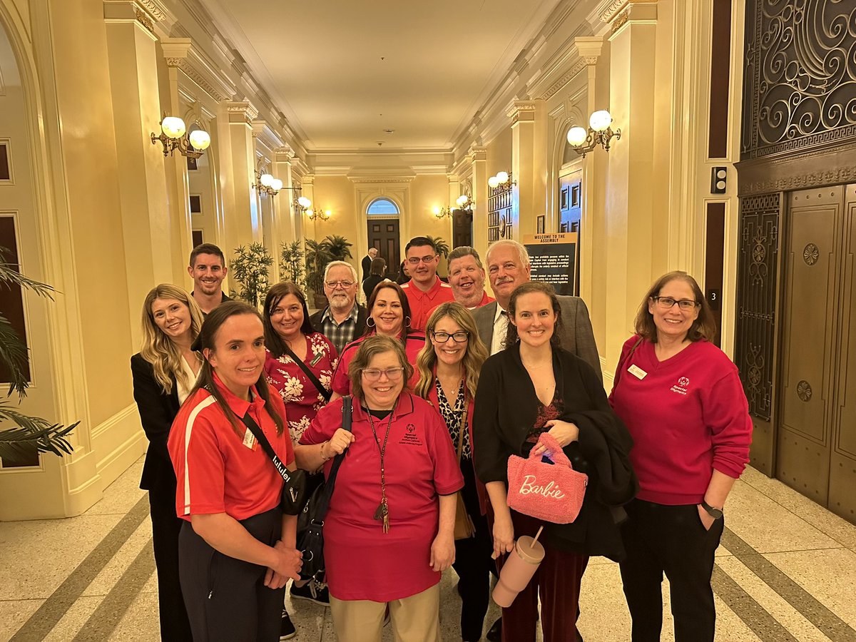 AlexT_54's tweet photo. Busy first day in Sacramento for @SONorCal/@SOSoCal lobby day trip! Excellent words from @TomLackey36 and @SenJoshBecker on Asm/Sen Floors and a special thx to all Members who joined as guests of the Special Report. Hitting the halls tomorrow and Wednesday, please say hi! https://t.co/NAWMCITChV