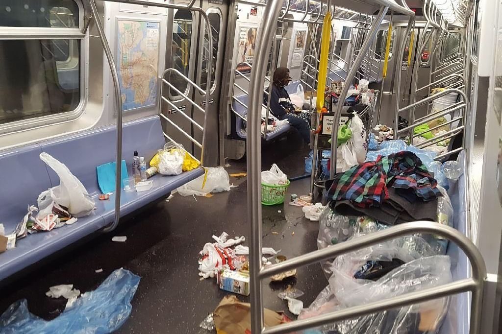gemsofbabus_'s tweet image. Under the Hindu rule India has become trash 🇮🇳
See their Dirty Metros 🤮🤢