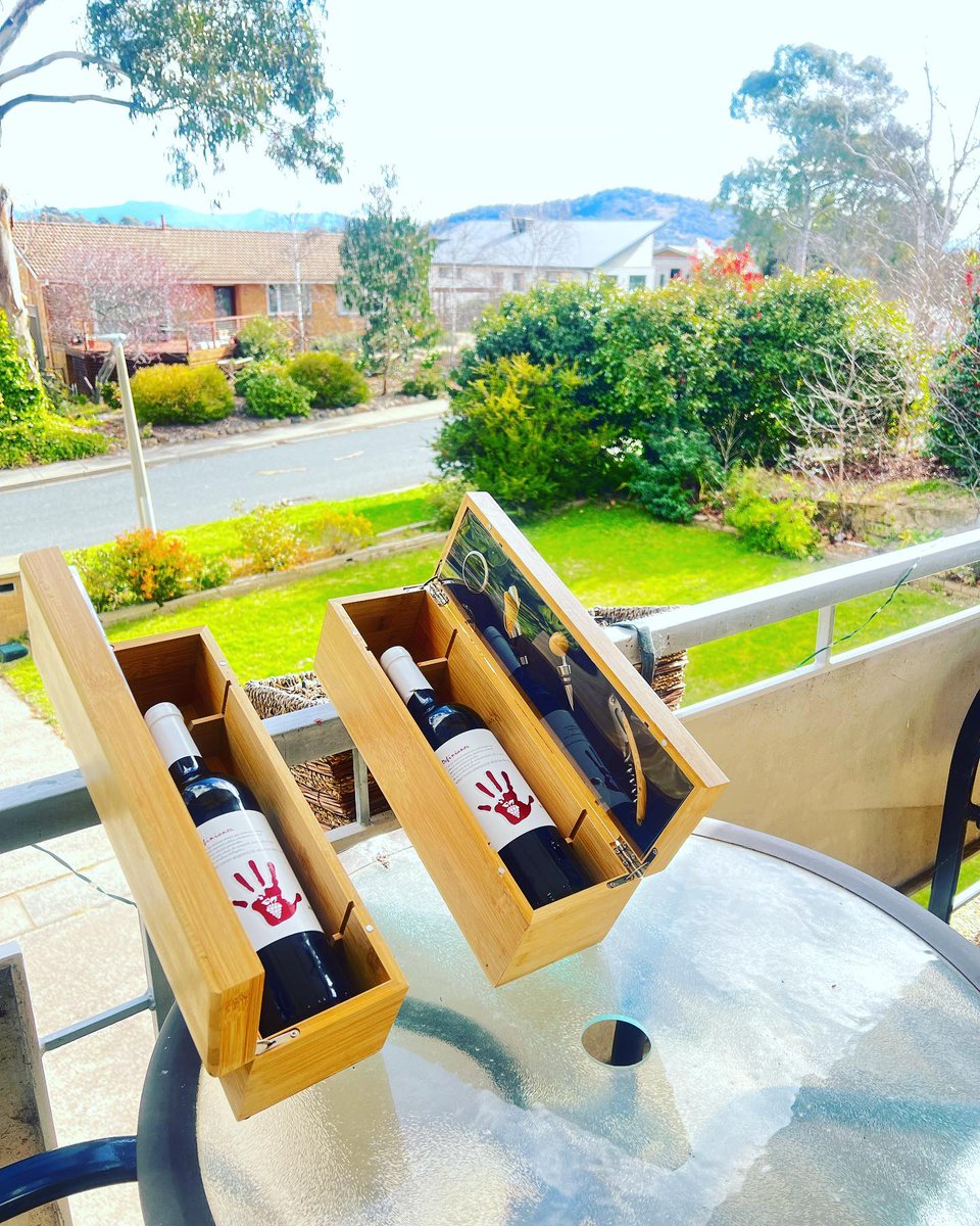 Definianos's tweet photo. Nestled in the heart of Valencia, Spain, lies the birthplace of #DEFINIANOS semi sweet Spanish red wine. Crafted with passion and precision, this exquisite wine embodies the essence of the good life, inviting connoisseurs to savor each moment with delight. https://t.co/1boGVjCXzM