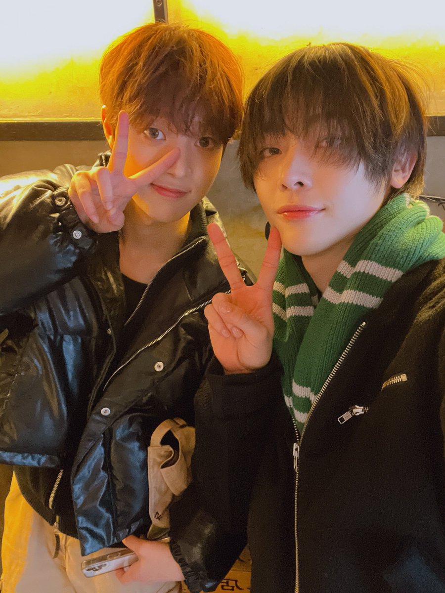 ejjoonim's tweet photo. 의주 머리 커엽다 https://t.co/mgVtYl99Y3
