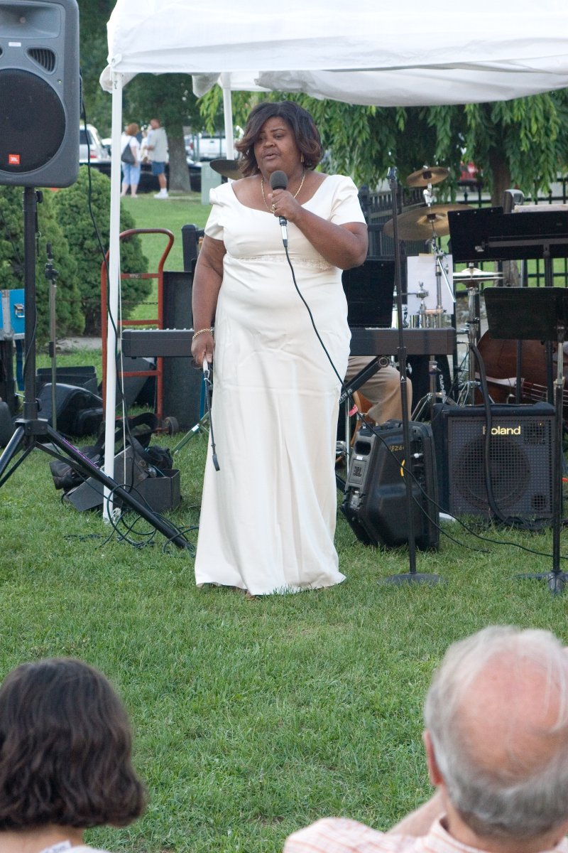 Ferry Godmother Herstory
Newburgh Jazz Series 2007 on the Newburgh waterfront

#NewburghJazzSeries #NewburghGospelSeries #NewburghJazzGoRound #FerryGodmother #NewburghPopRockDoowop #Jazz #NewburghNY #HudsonValley #HudsonValleyNY