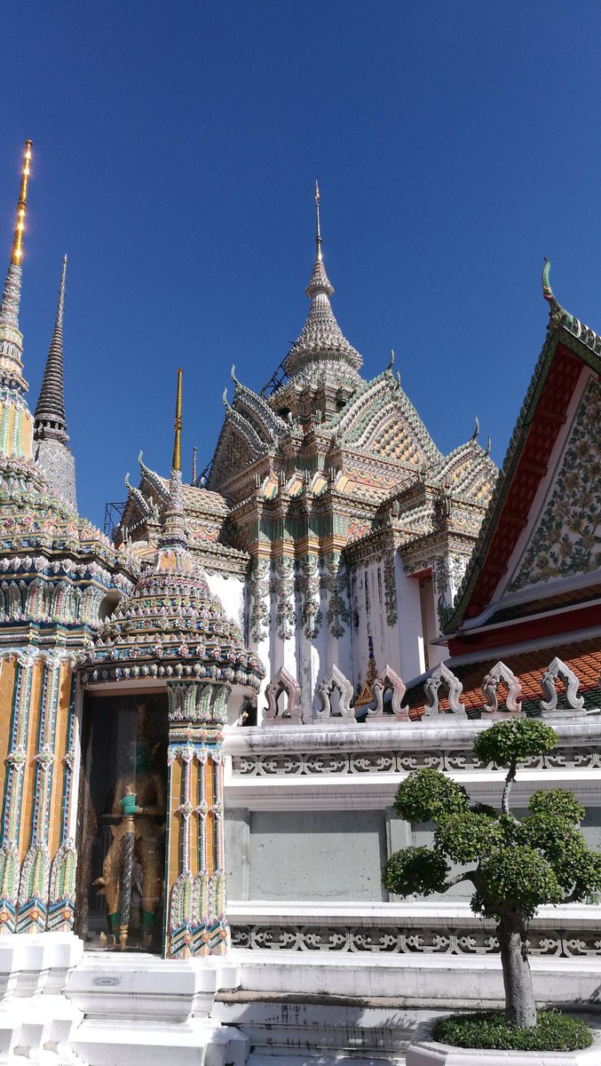 wissawach's tweet photo. ทุกการกระทำเป็นผลมาจากเหตุที่ใจนำไป เมื่อมีสิ่งที่ปรากฎมากระทบตา จิตรู้เห็น ขณะนั้นใจก็รู้สึกชอบไม่ชอบ ใจคิดนึก ใจปรุงแต่งให้ อยากไม่อยาก โกรธไม่โกรธ หลงไม่หลง เหตุต่างๆเหล่านี้เป็นปัจจัยให้เกิดการกระทำไปในทาง ปกติไม่ปกติ เมื่อปกติเกิดกุศล ไม่ปกติเกิดอกุศล เป็นเช่นนี้ตลอดเวลา https://t.co/K0kHMfBfFg