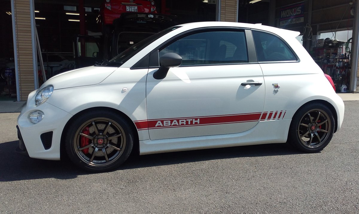 THREEHUNDREDay's tweet photo. THREEHUNDRED blog new post
https://t.co/pFK0s6m8RP
#abarth #threehundred #eswheel #cf01 #アバルト #スリーハンドレッド https://t.co/1uJycNpbLj