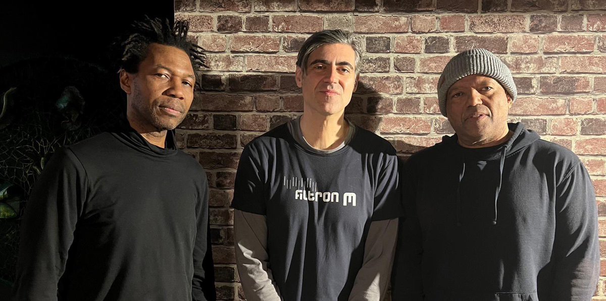 Damon Banks tweet media