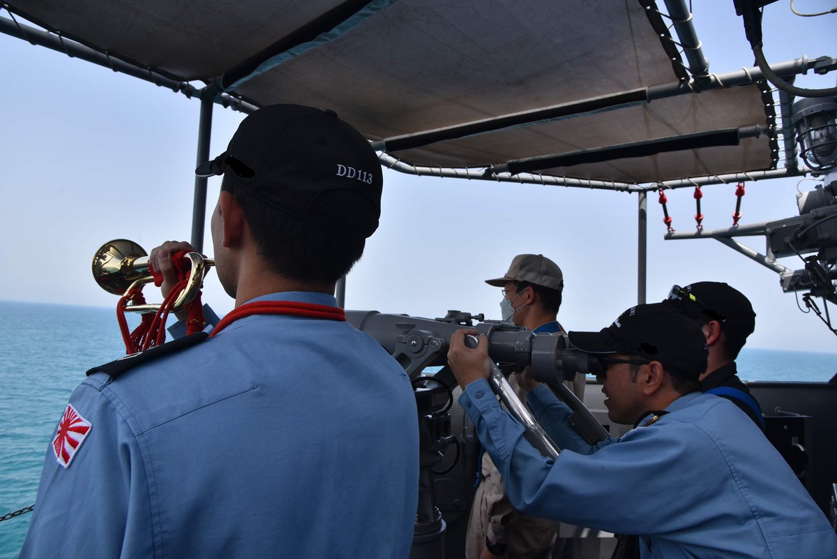 jmsdf_pao_eng's tweet photo. JS SAZANAMI conducted its first-ever goodwill ex with the Royal Bahrain Naval Force. Through this ex, we were able to promote mutual understanding and friendship between #JMSDF🇯🇵 and #RBNF🇧🇭, contributing to elevating the bilateral relationship to the next level.
#FSGHALMUHARRAQ https://t.co/OZNmIXW9fC