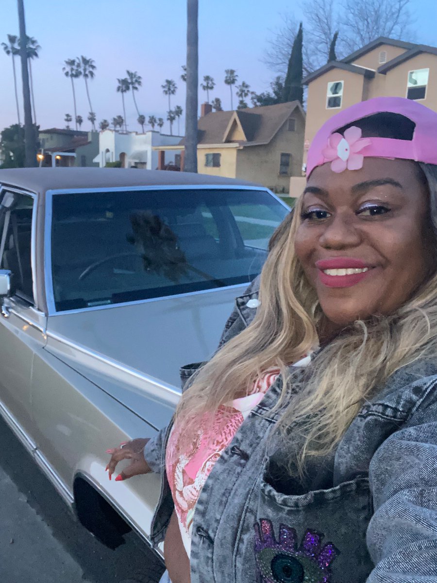 lipps_ms's tweet photo. #CaliforniaLove π΄ππ΄π #lowrider #bbw #mslipps π¬π₯π€π https://t.co/DSZH7qssGz