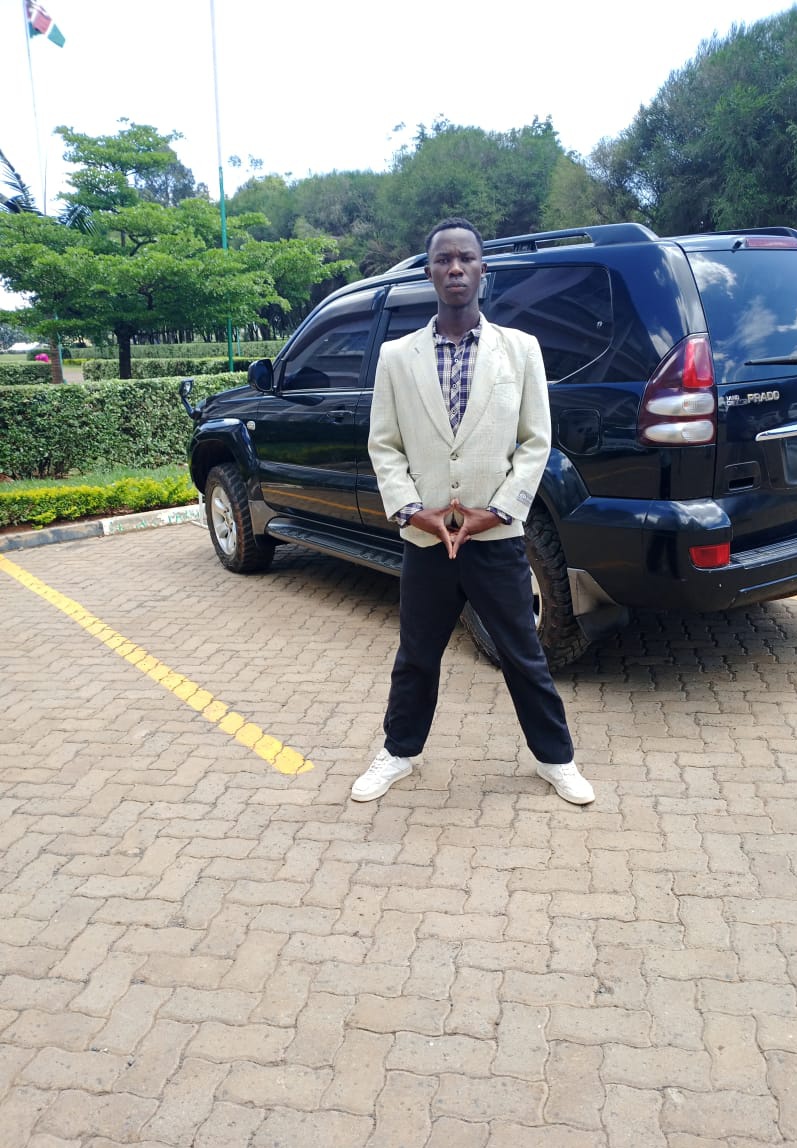 Chasing the degree with my Mnyama there😎
Morning y'all