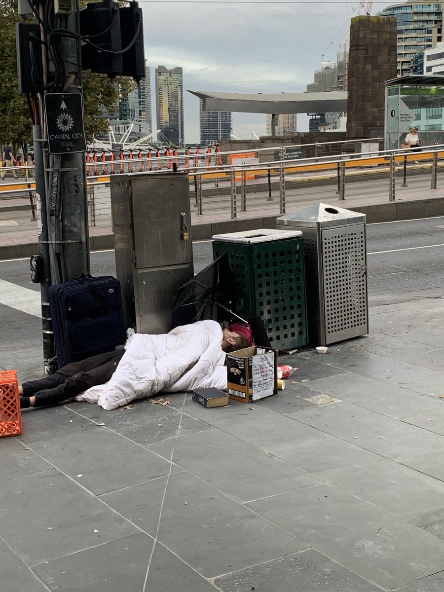 I guess the tourism gurus down on Spring Street won’t be using this on the next Visit Victoria campaign? Sadly this is what Melbourne has become under the Andrews / Allan Labor Government and of course Limousine Sally down at the City of Melb. Visit Melbourne slogans anyone???