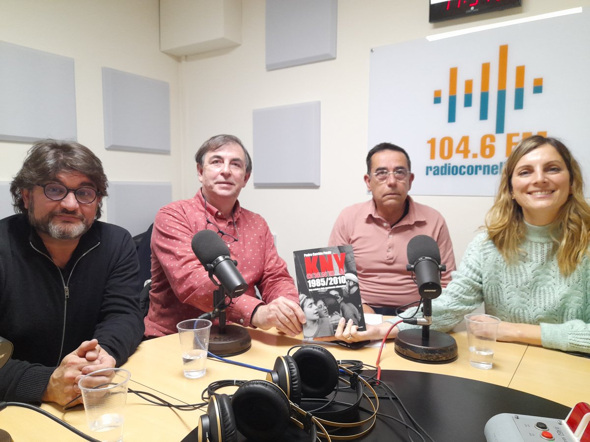 placetadeltemps's tweet photo. 📻 L'@avenccornella ha publicat el vint-i-cinquè llibre de la seva col·lecció titulat “KNY. Cornellà 1985-2010. Una crònica dels moviments alternatius”. 

🎙️A "La Placeta", en parlem amb el seu autor Pedro Carrión, Candi Reyes i José Maria Ortuño.

🔗https://t.co/2ZPz2mSMRc https://t.co/DfAOkv1cNd